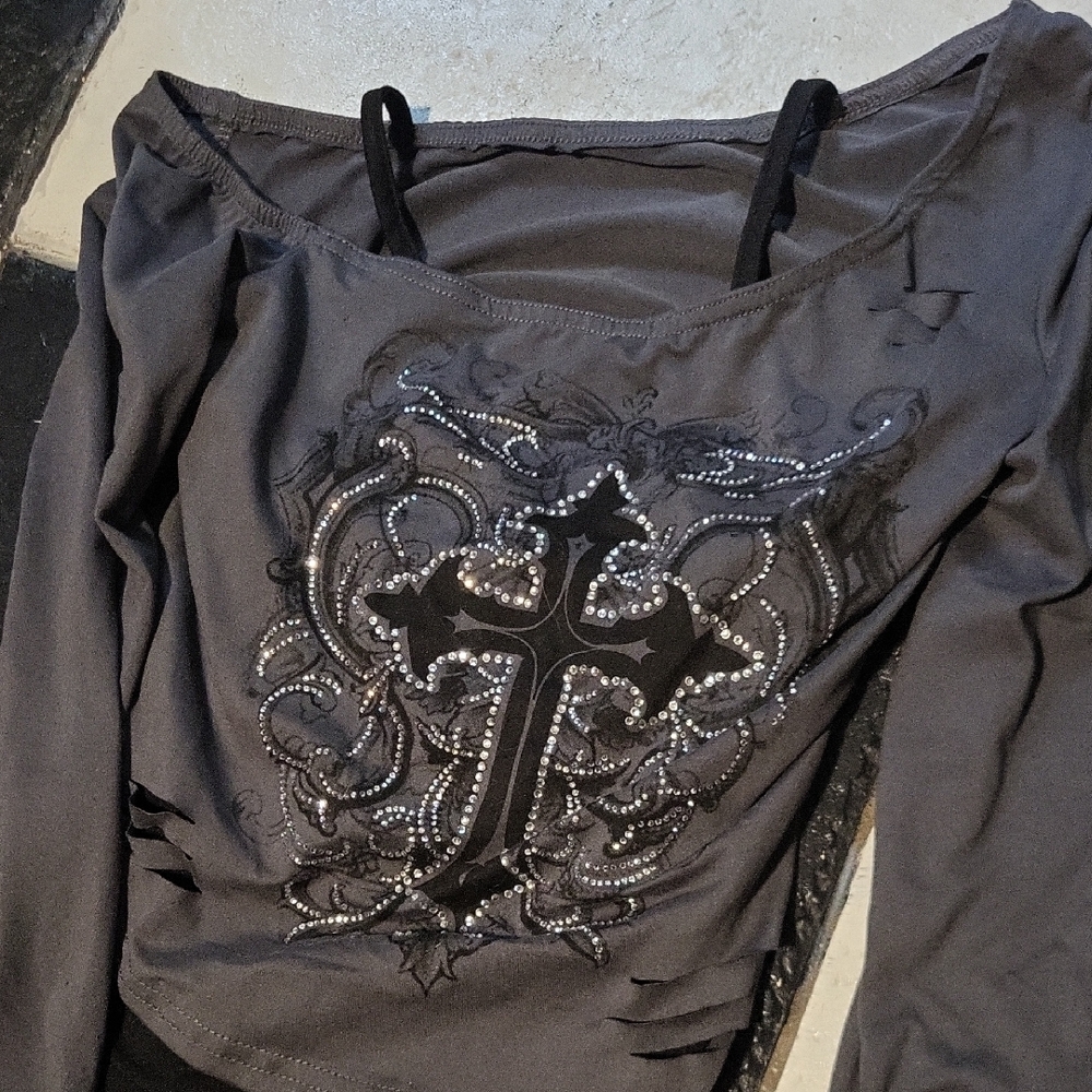 SHEIN Gray Long Sleeve Top with Cross Design